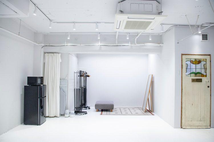 カーテンで仕切りフィッティング可能