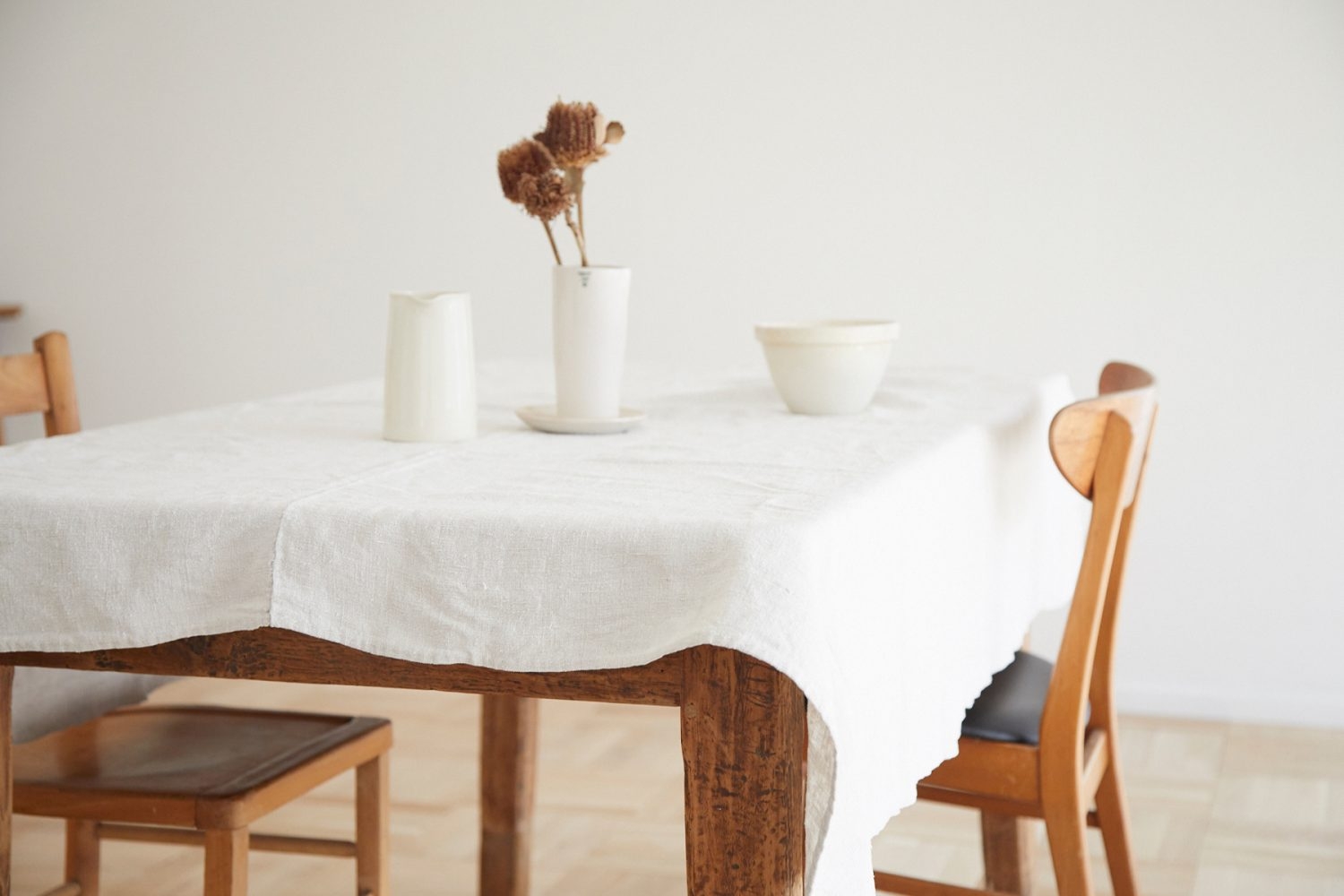 ダイニングテーブル