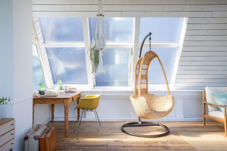 西窓から午後光が入ります