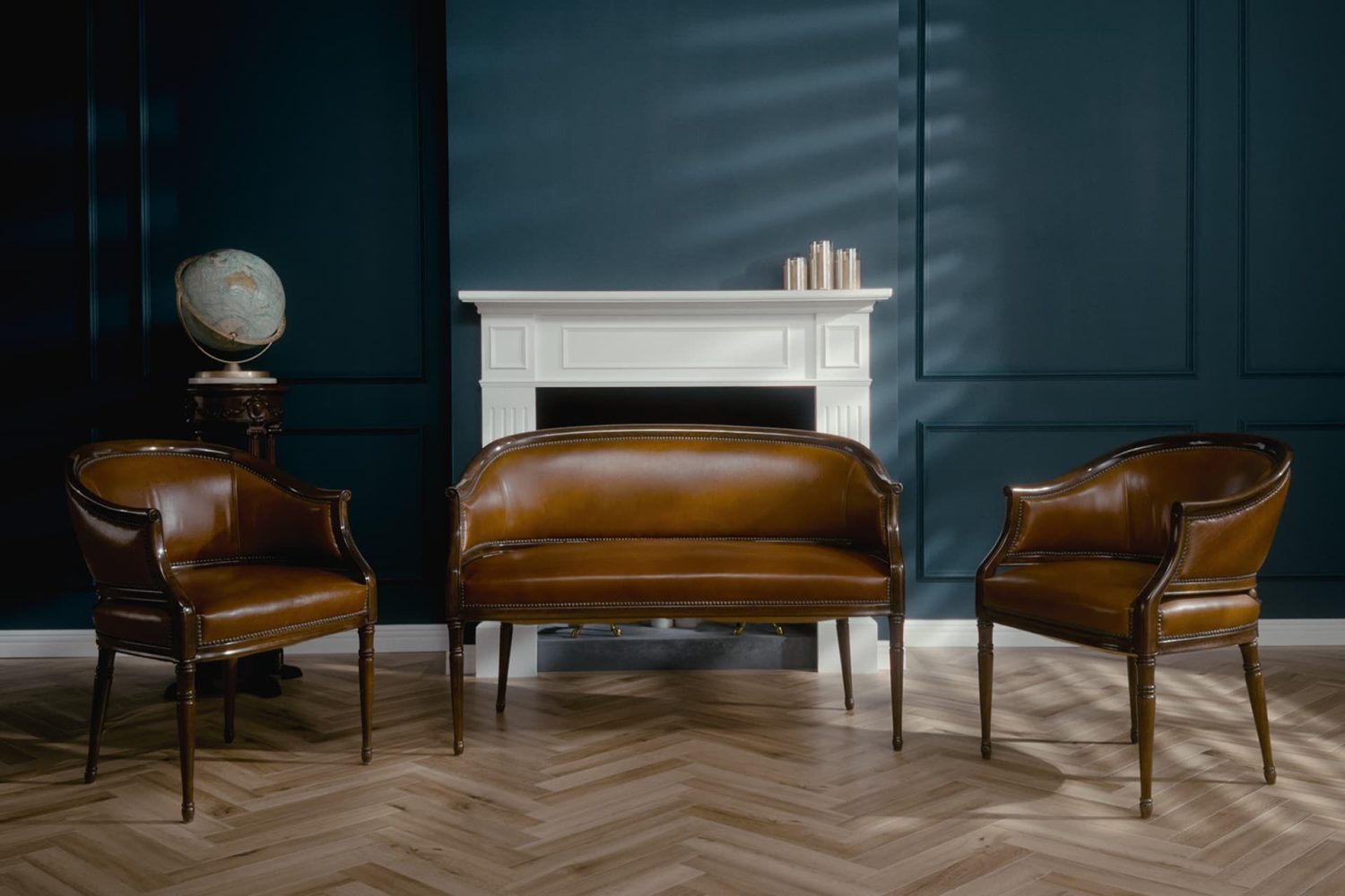 キャメル色の椅子と長椅子