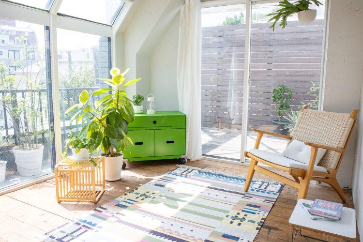 午後、南西側から直射が入ります