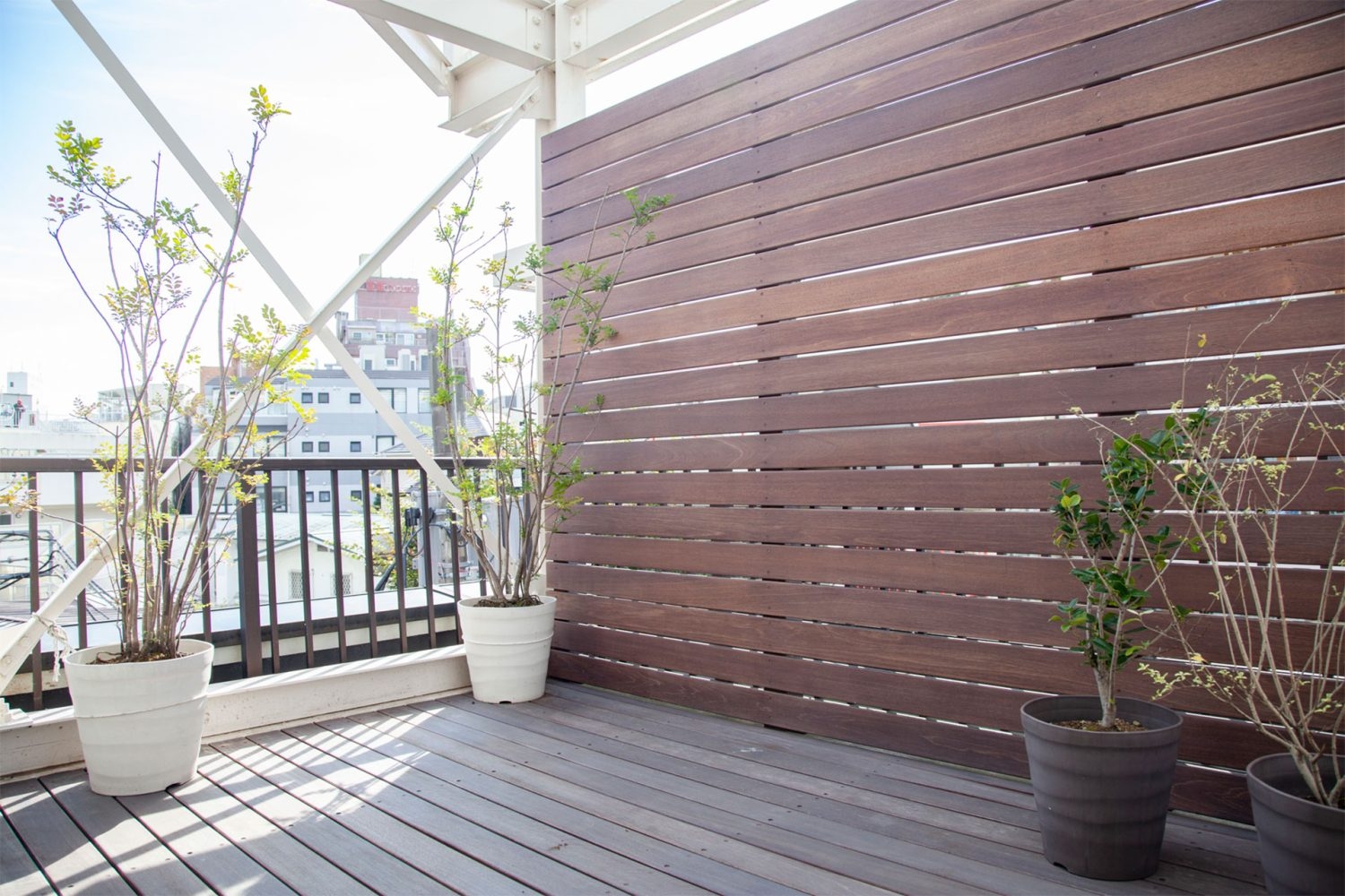 ウッドデッキは2m×3.4m