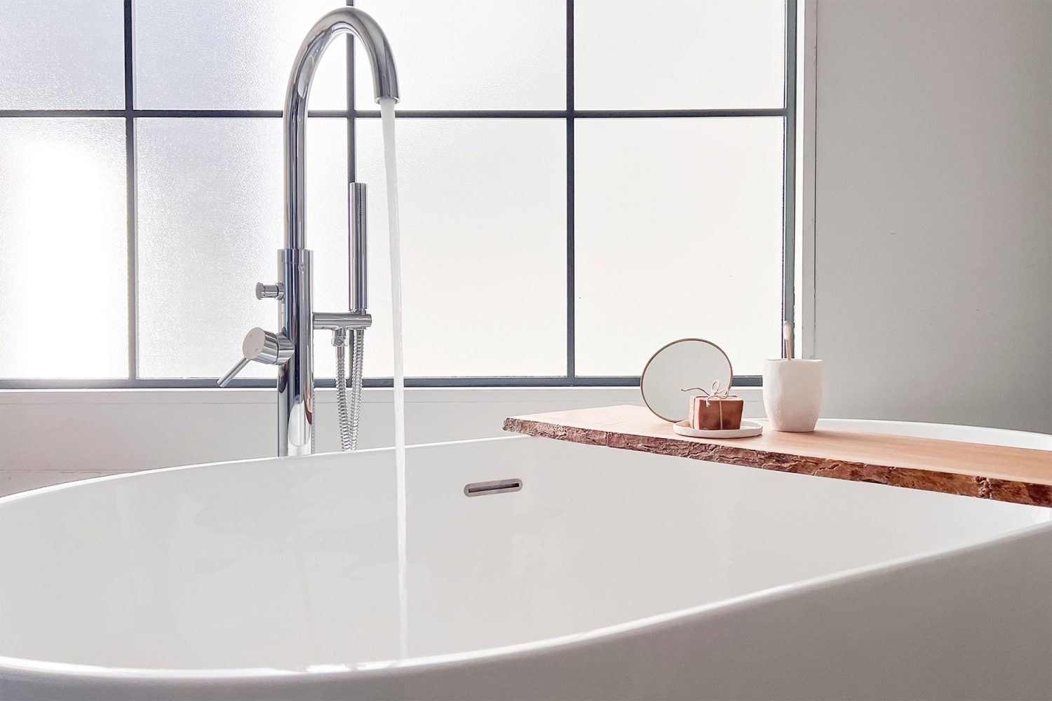 シャワー水栓からもお湯が利用可能(有料)