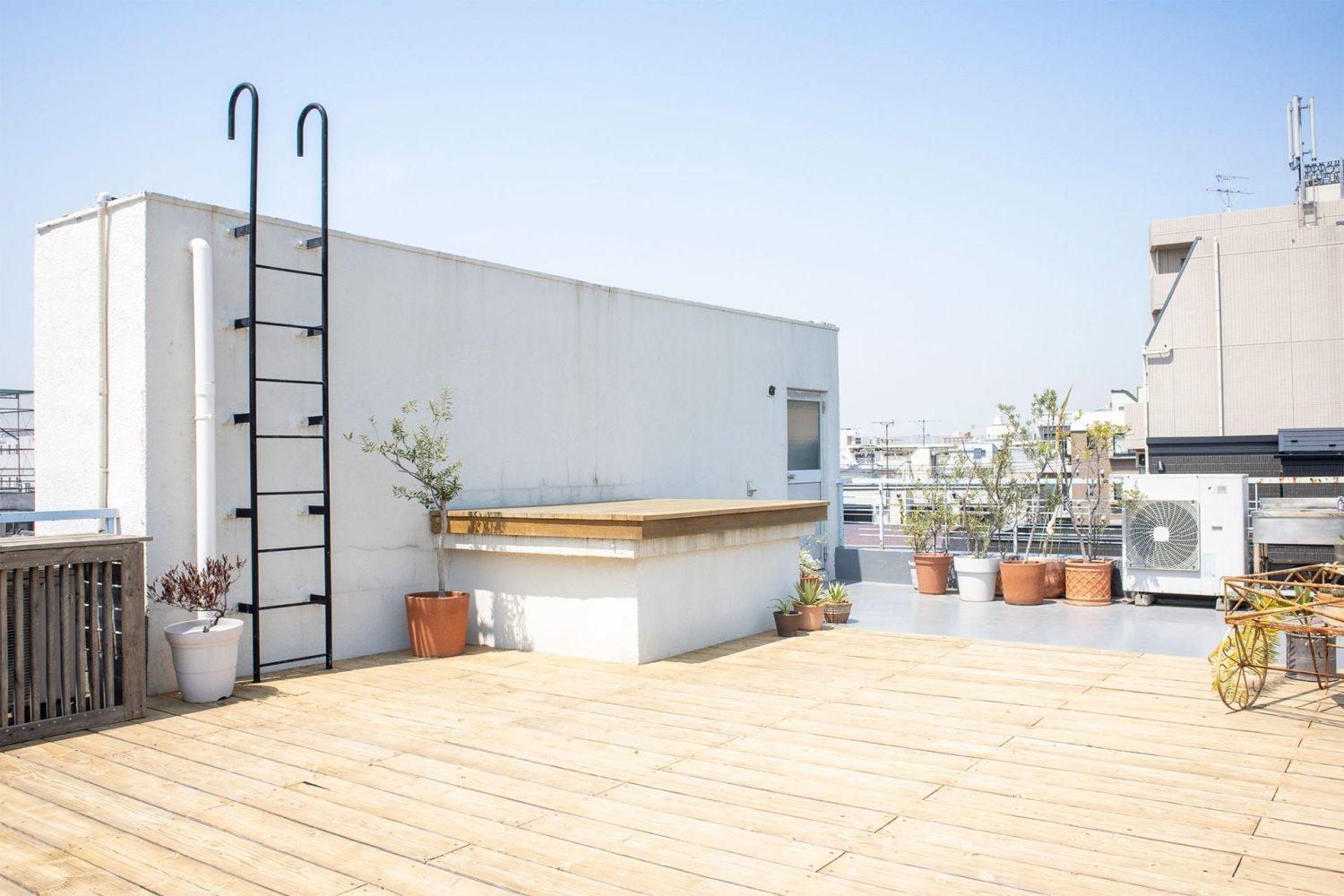 西に開けており夕景も撮影可能