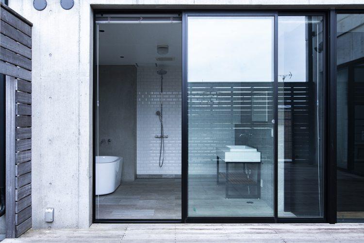 バルコニーエリアからライティングが可能