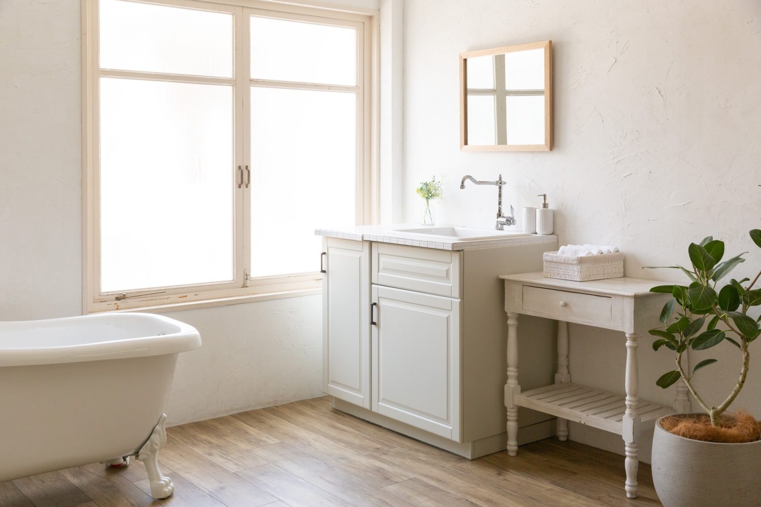 可動式のバスタブと洗面台