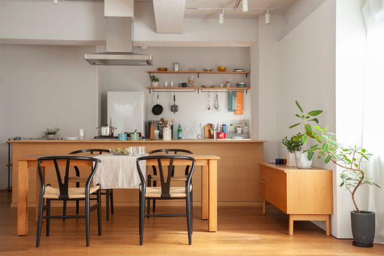 ダイニングに可動壁を使用した例