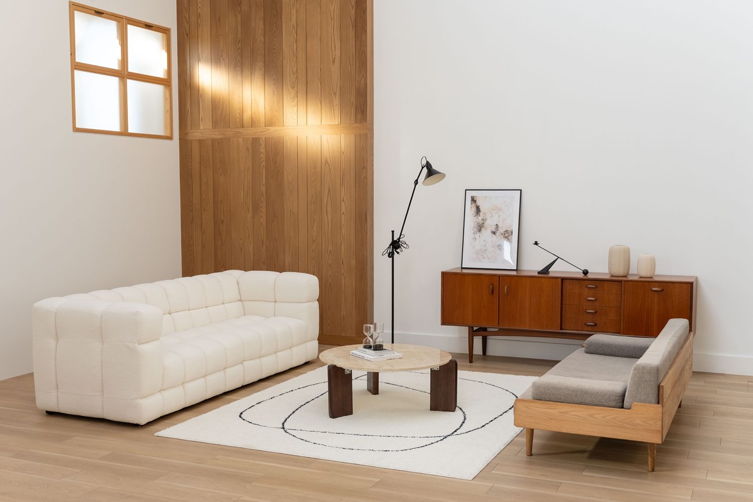 造作壁が印象的な天高のリビング Aゾーン