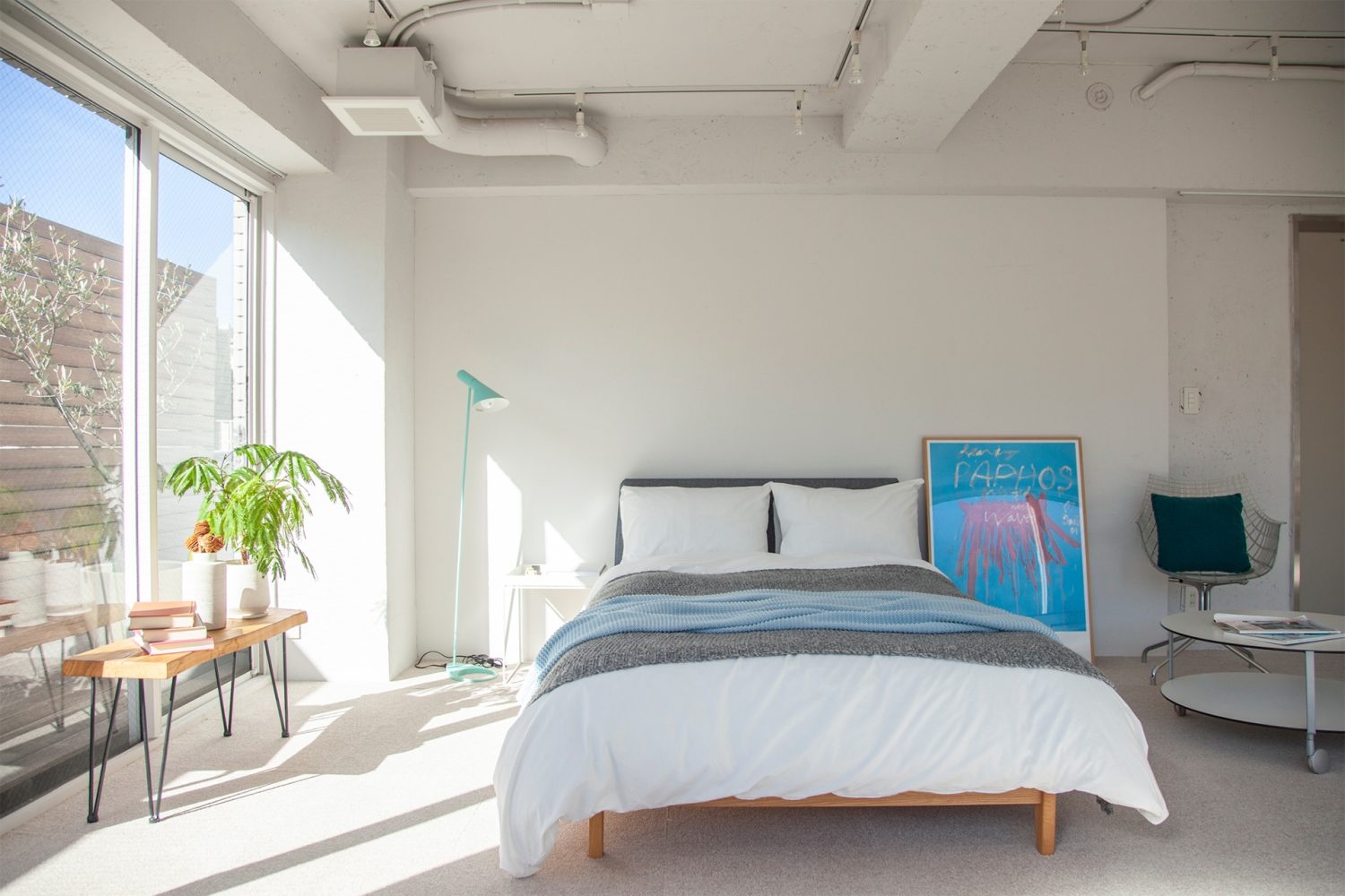 セミダブルベッドです