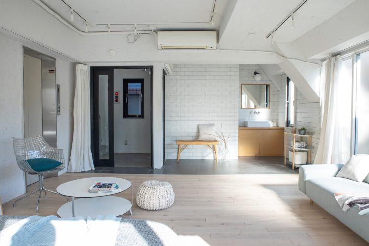 東側に洗面エリア