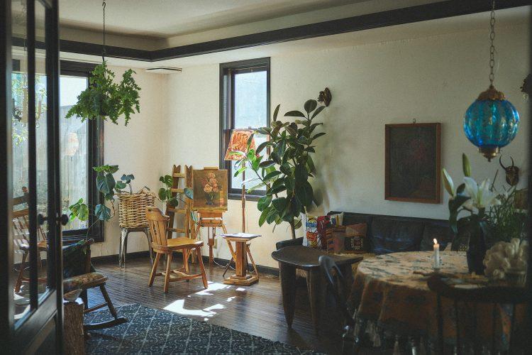 アーティストが住んでいるようなスタジオ