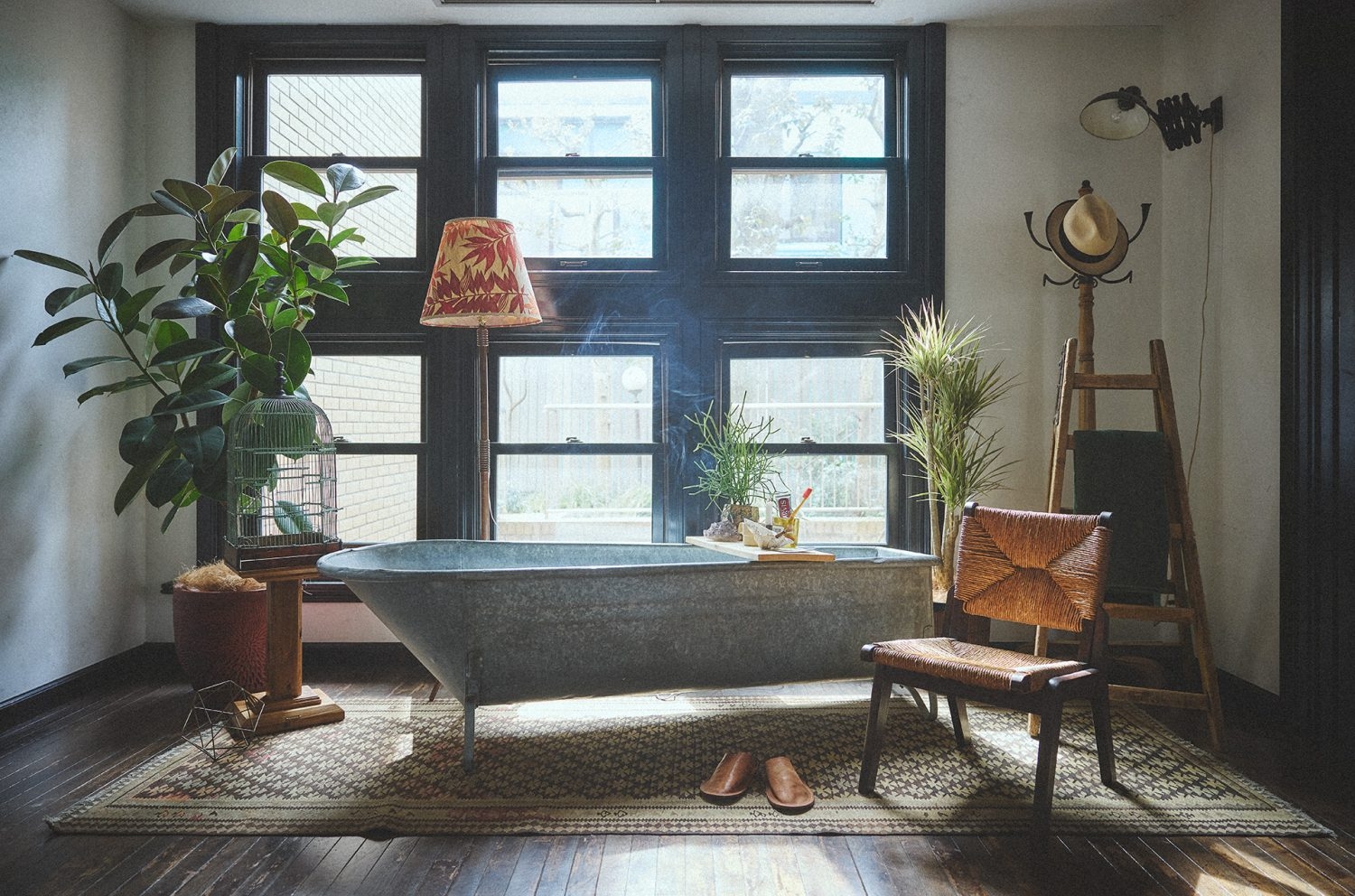 可動式バスタブを置いて自然光バスルームに