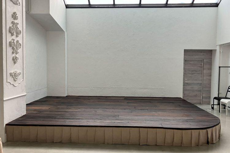 演奏撮影などに活用できるステージ