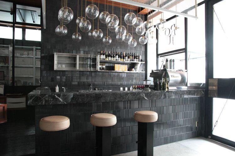 cafe 引いた画も撮影可能