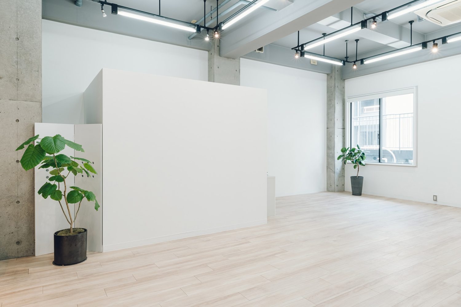 引きじりのある空間