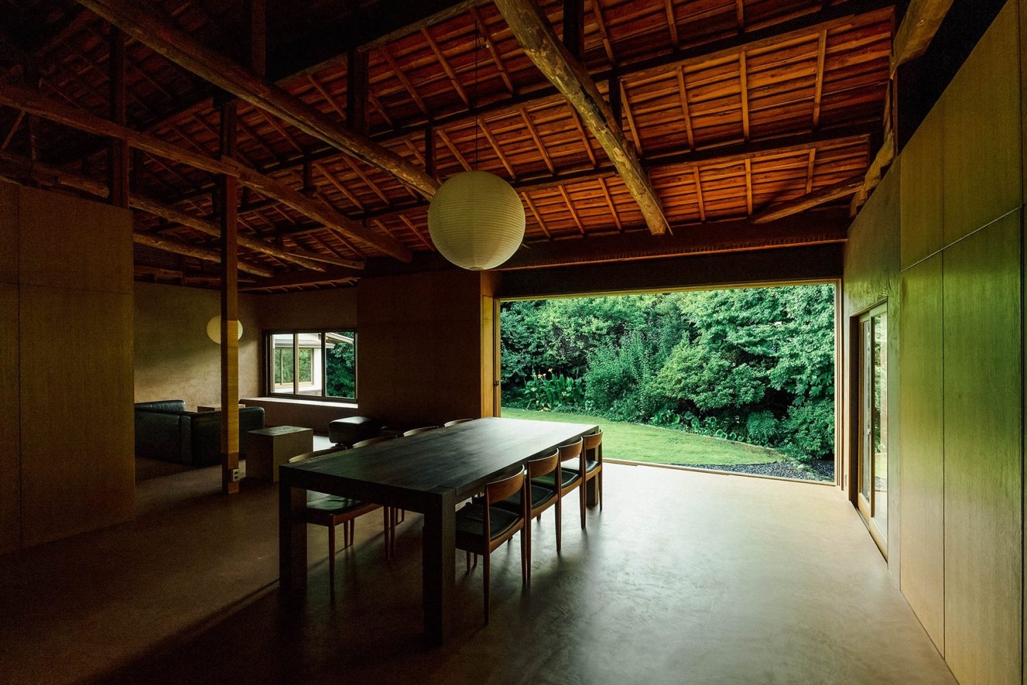 ダイニング 最大天井高6m