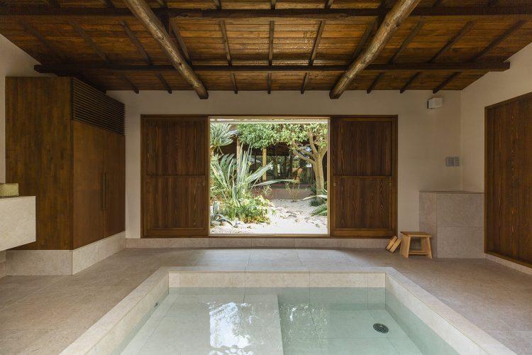 オプション:バスハウス