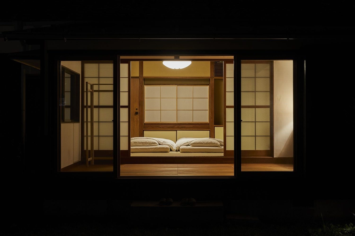 寝室2 庭側から