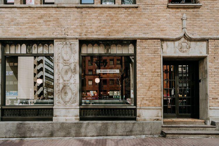 オプション:外観(右手入口側)