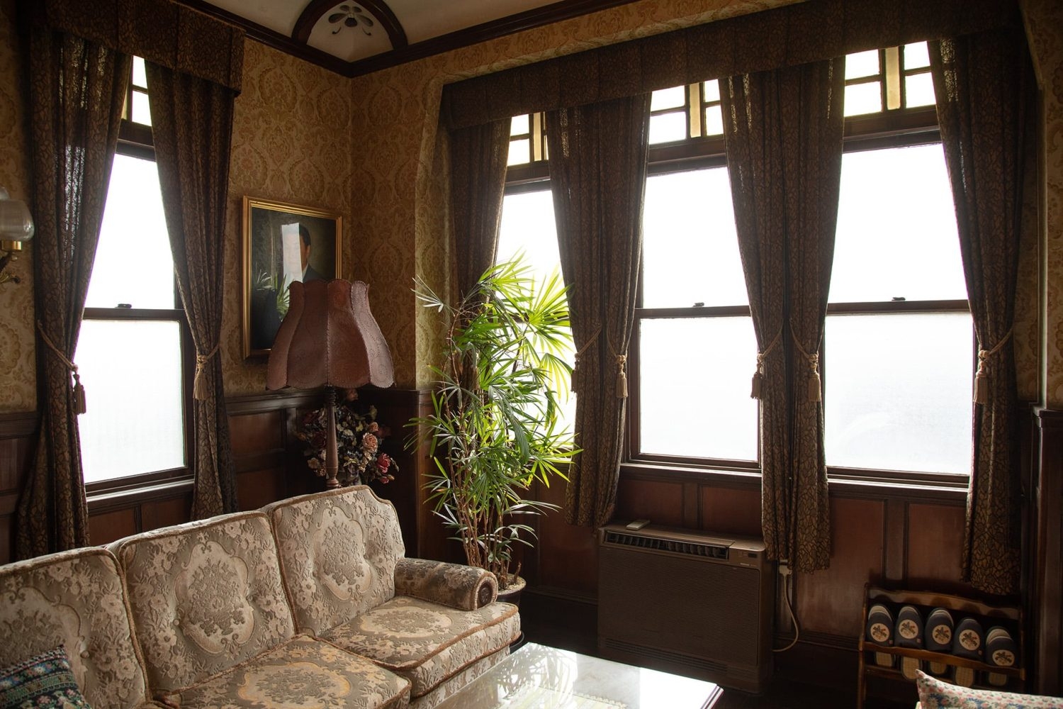 昭和四年に増築したモダンテイストな応接間