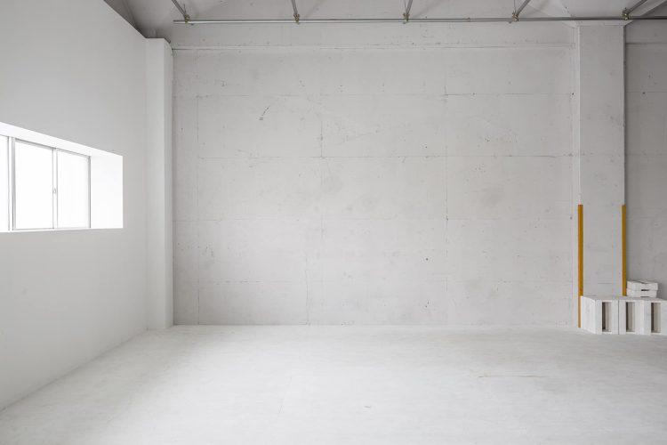 シンプルなコンクリート壁と床