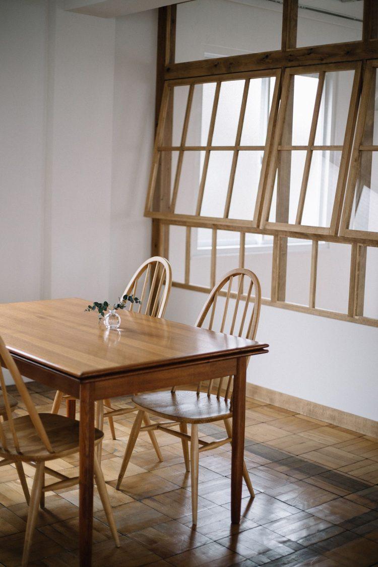 開閉式テーブルはサイズ可変