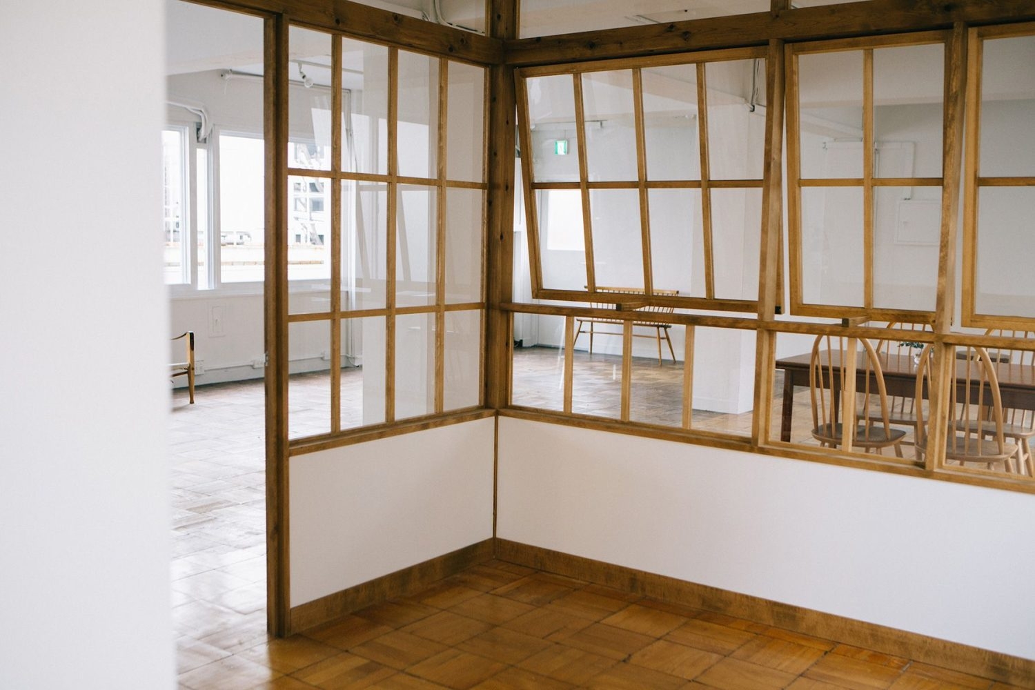 開閉は自由に行えます