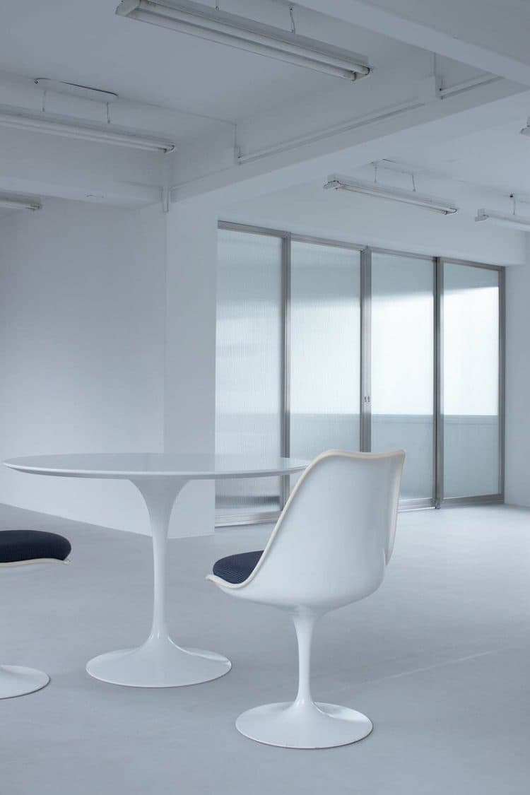 Eero Saarine Collection Table