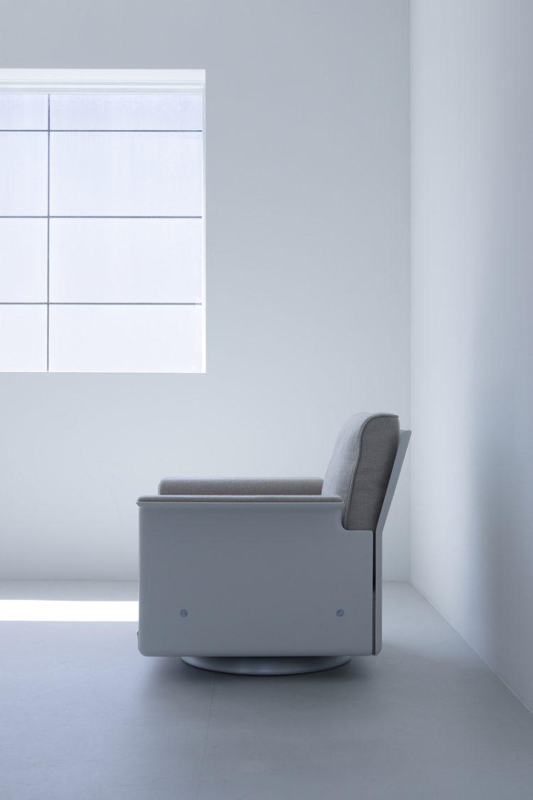 1シーターソファがリラックスした空間を演出