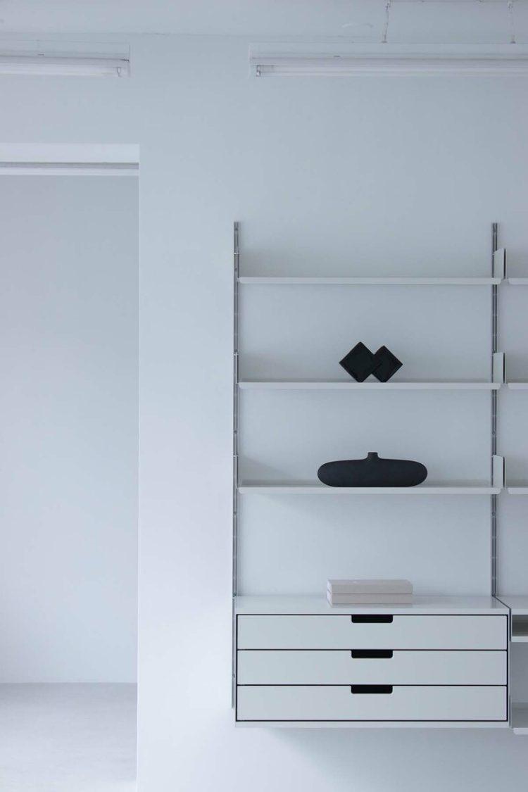 Dieter Rams/606 Universal Shelving System