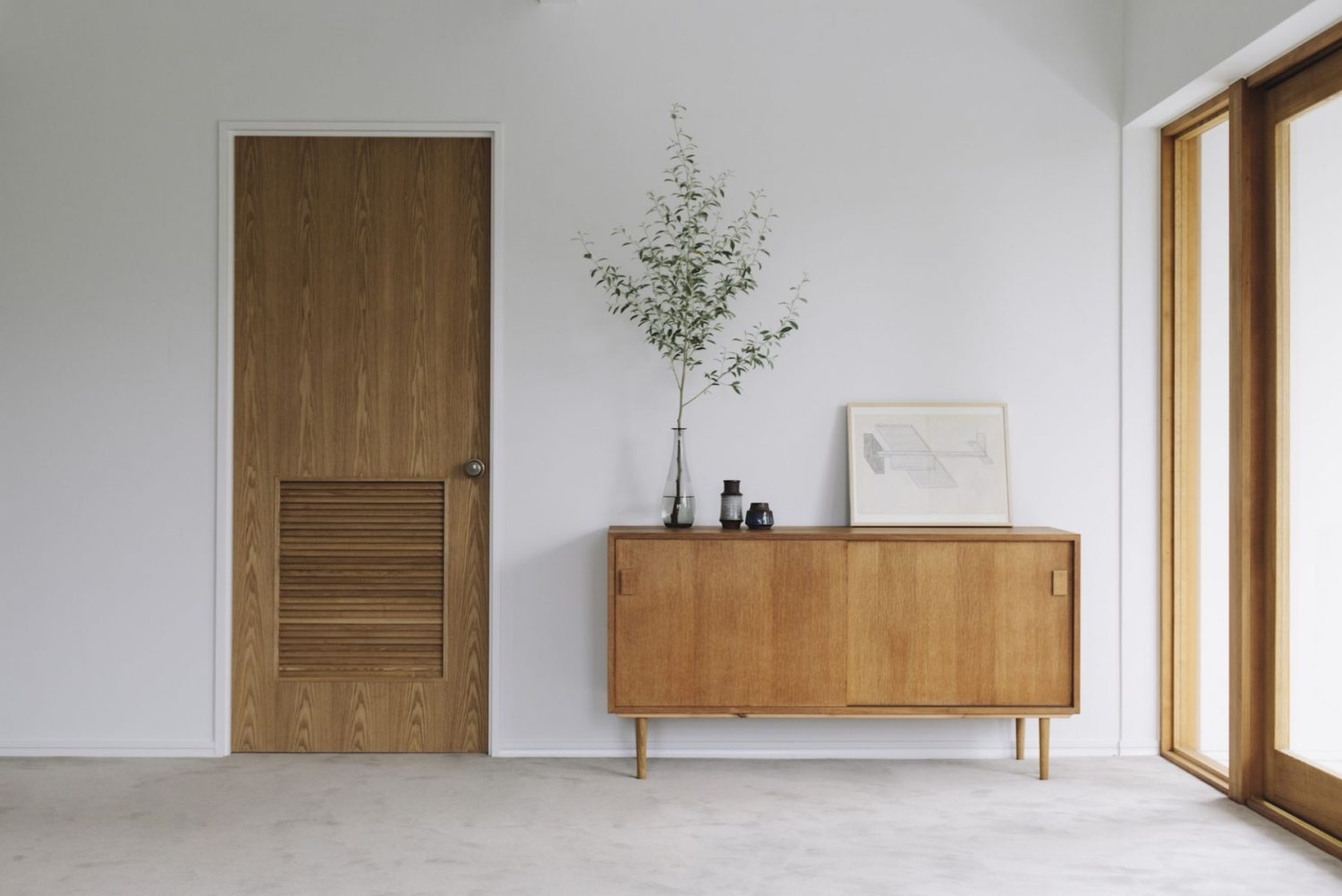 2F デンマーク製のビンテージキャビネット