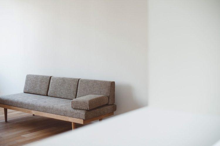 機能美が際立つソファ