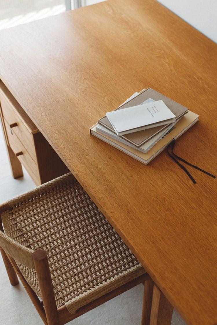 メイク台としても撮影用としても