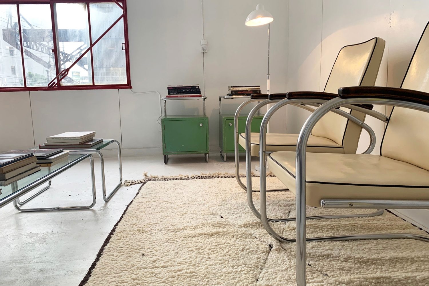 モロッコから輸入したベニワレンラグ