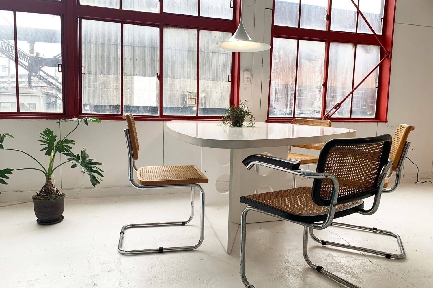 Thonetのオリジナルチェスカチェア