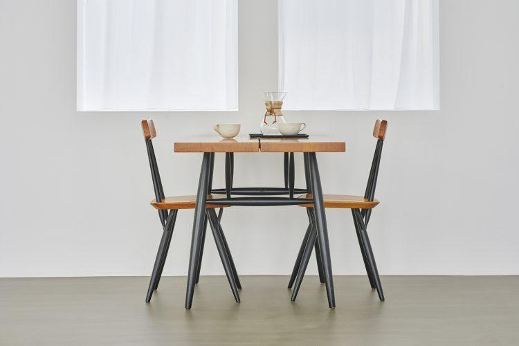 ダイニングテーブル