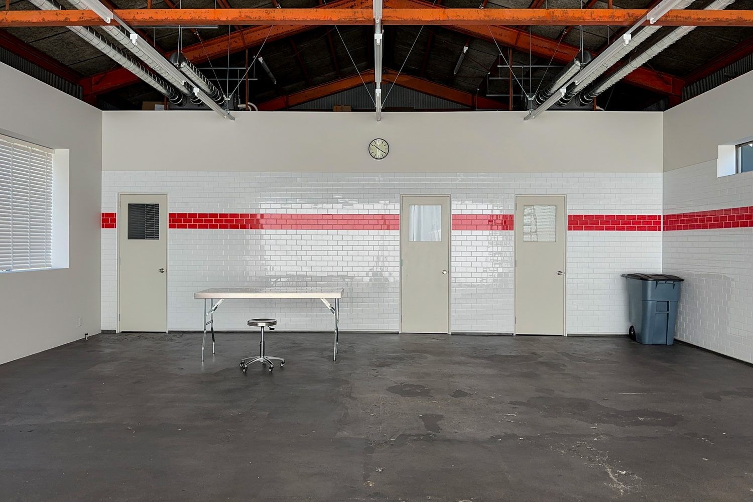 メインルーム / 自然光