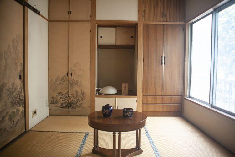 2F 丸テーブルで純和室にも