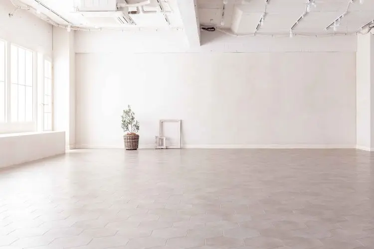 使いやすい白壁