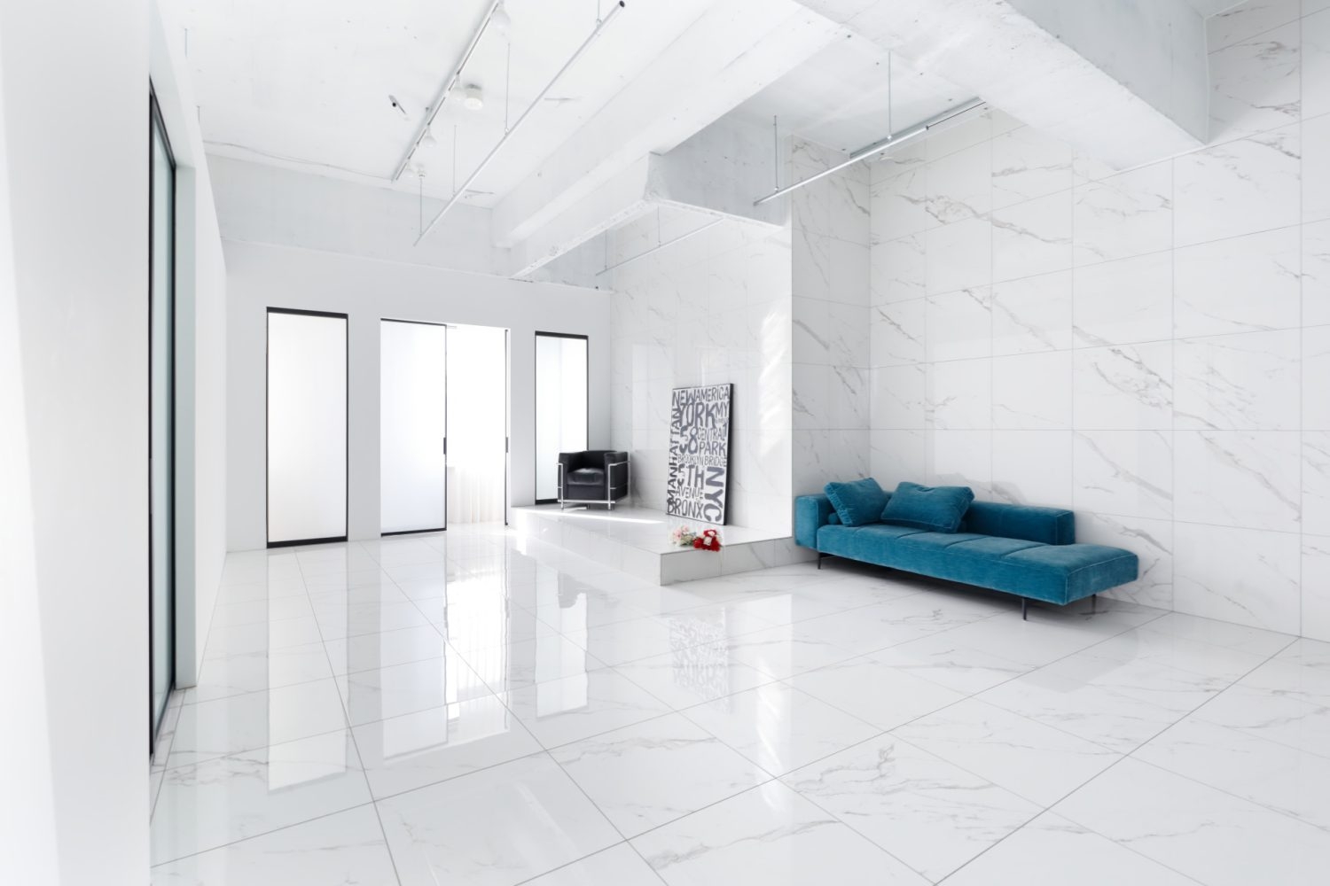 ハイエンドでクールな大理石空間