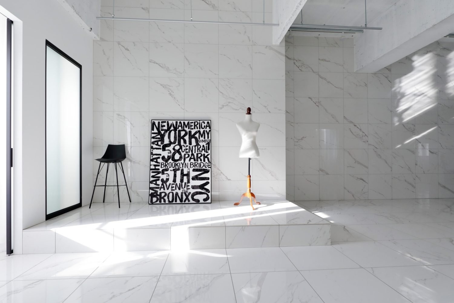 たっぷりと自然光が入るステージ