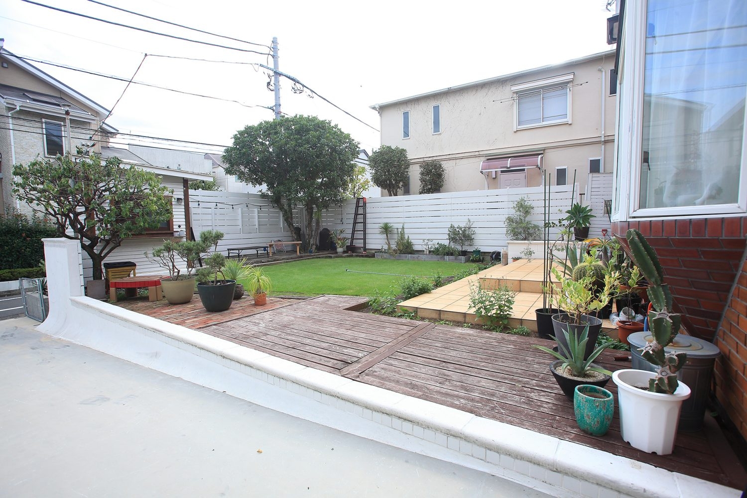 庭 / ウッドデッキ