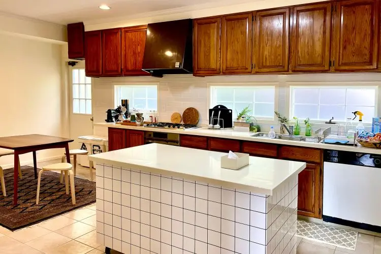 1F カウンター移動可能