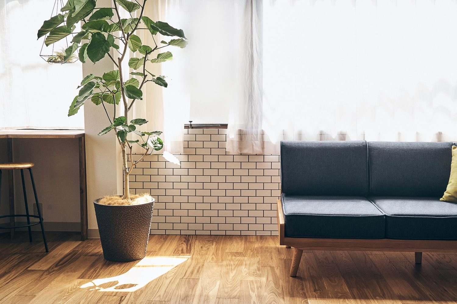 2F 壁はパネルでアレンジ可能(タイル)