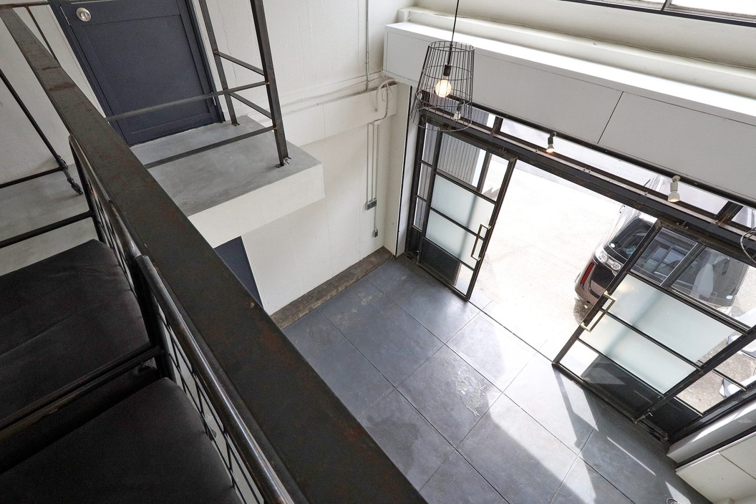 2Fから俯瞰アングル