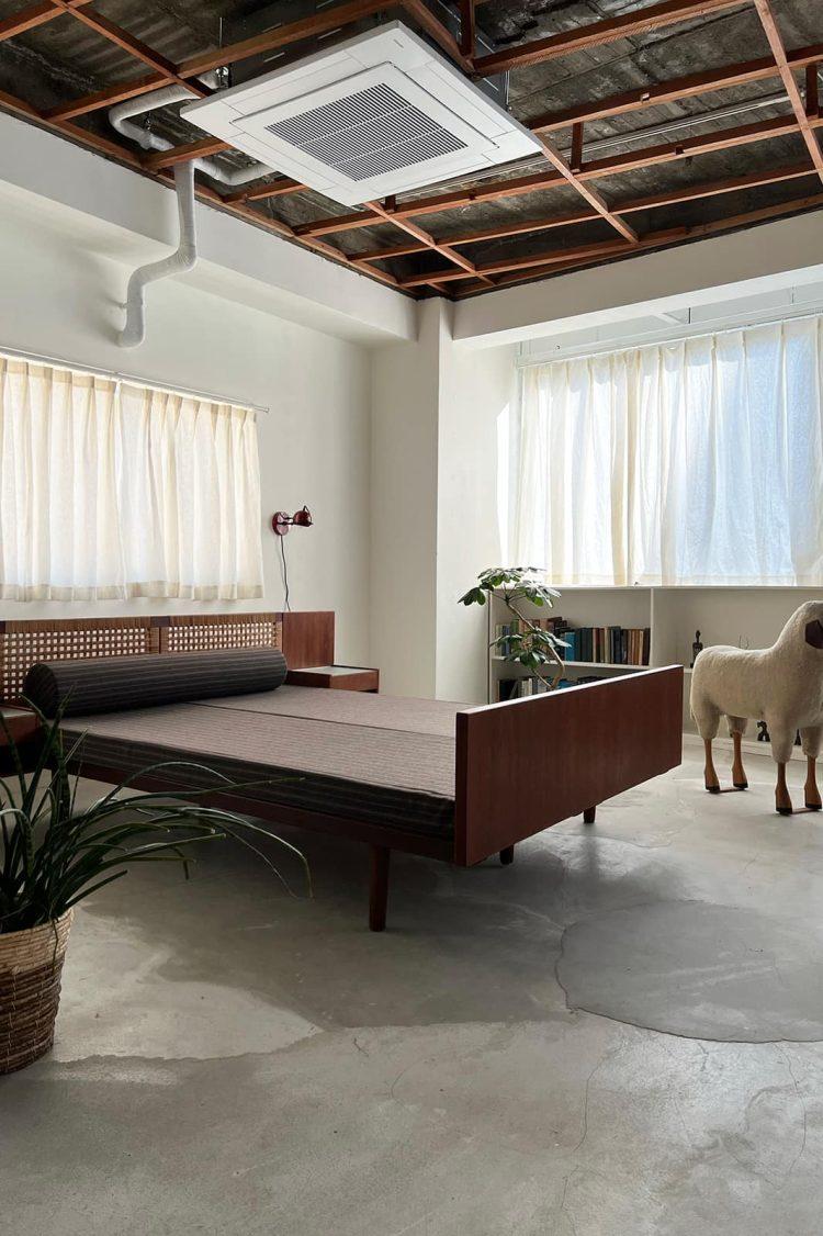 カーテンを閉めた状態