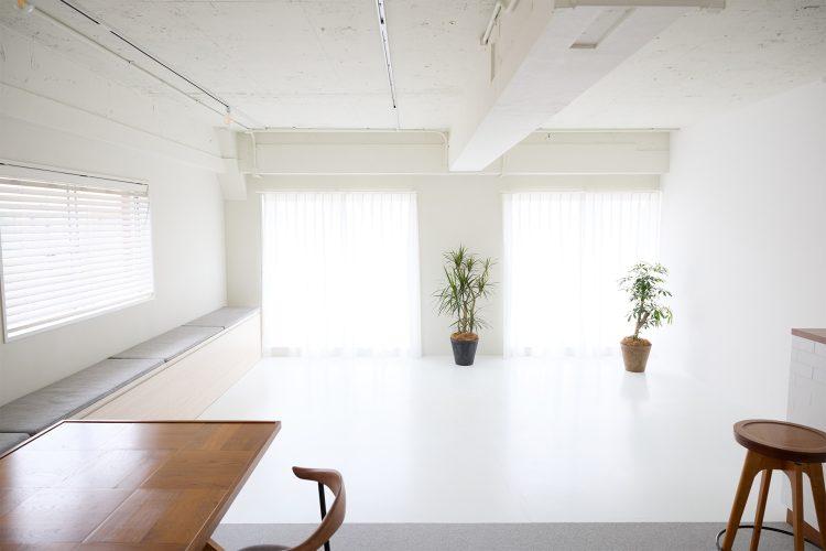 6F 南西の窓から入るやわらかい光