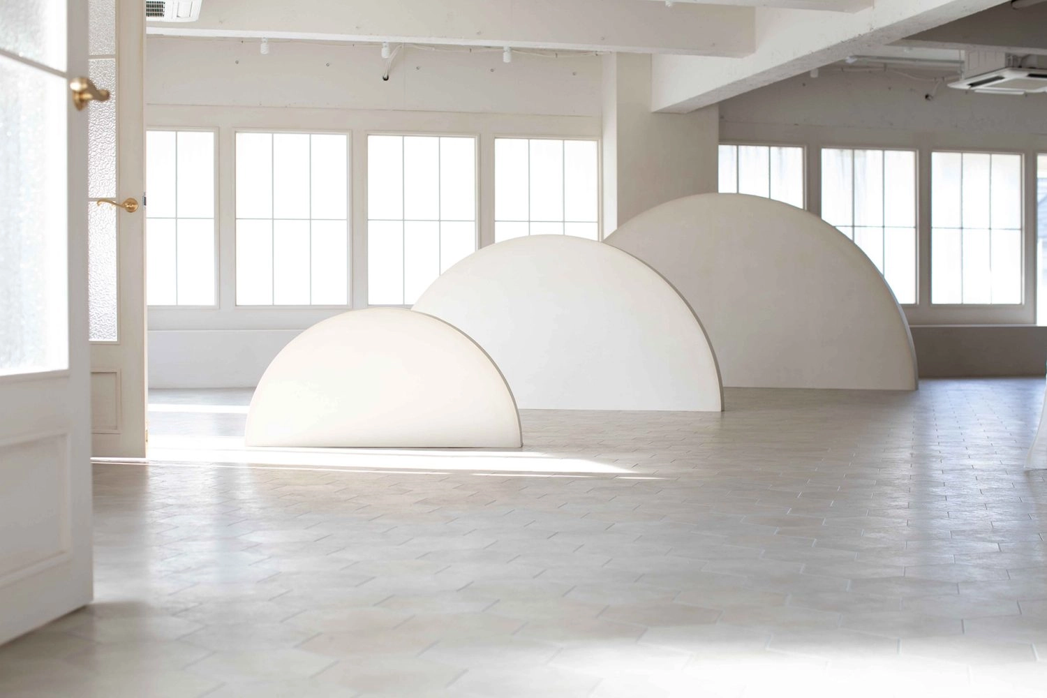 ステージは立てることも可能