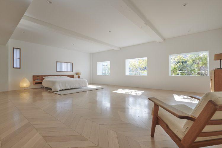 ヘリンボーン張りの床