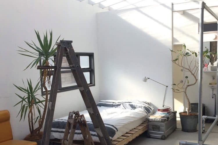 Garage / ベッド